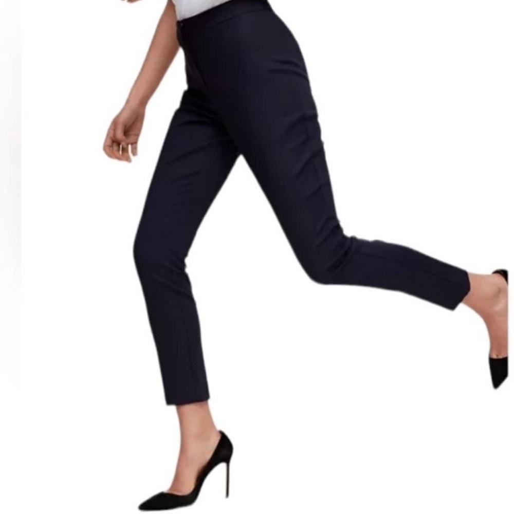 Aritzia Black Ankle Cropped Pants